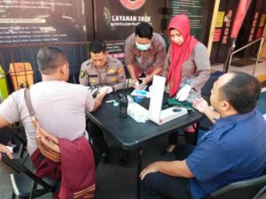 Peduli Kesehatan Sidokkes Polres Jember Beri Layanan Keliling