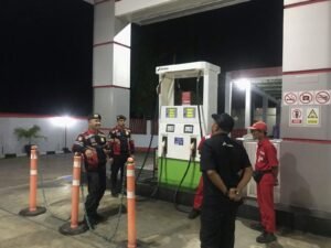 Pastikan Ketersediaan BBM Jelang Mudik Lebaran Polres Magetan Patroli ke SPBU