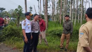 ANDALALIN” Kanit Kamsel Satlantas Polres Kediri Tinjau Lokasi Penambangan PT. Iki Pasir Apik Desa Satak Kec. Puncu Kab. Kediri