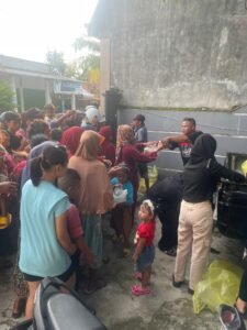 Berkah Ramadhan ; Pengusaha muda Tuban, Tiap tahun berbagi takjil Gratis
