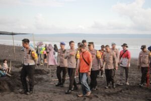 Libur Lebaran Idul Fitri Polres Jember Maksimalkan Pengamanan Wisata Pantai