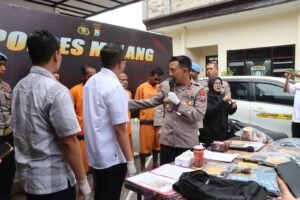 Polres Malang Amankan 4 Tersangka Perampokan di Kalipare, Dua DPO Dikejar