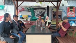 Jalin Sinergitas, Kapolsek Menganti ajak Media Ngopi Bareng