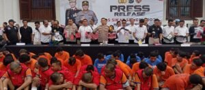 Operasi sikat semeru 2024 Polrestabes Surabaya berhasil ungkap 405 kasus amankan 243 tersangka