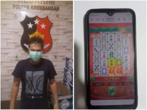 Polsek Krembangan Mengamankan Pelaku Judi Online Saat Menunggu  Keberangkatan Kapal.