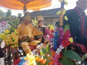 Masyarakat Desa Domas Menggelar Karnaval Meriahkan HUT Ke – 79 Kemerdekaan Republik Indonesia