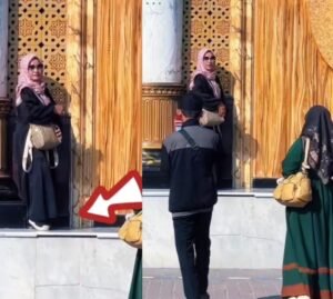 Viral……!!!!Emak-emak Yang Berfoto di Pelataran Masjid, Makam Syaikhona Moh.Holil Bangkalan Madura