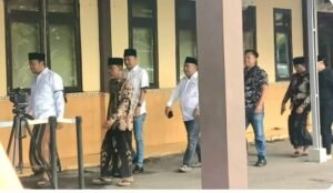 Kedua Calon Bupati Sampang Jimat Dan Mandat Di Panggil Polda jatim