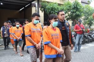 Polresta Sidoarjo Berhasil Ungkap Dua Gudang Pengoplosan LPG, 5 Tersangka Diamankan