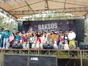ACARA BAKSOS DAN HARI BHAYANGKARA HUT KE 79 DAN DI MERIAHKAN OLEH KOMUNITAS TRAIL DI DESA MANGGAAN