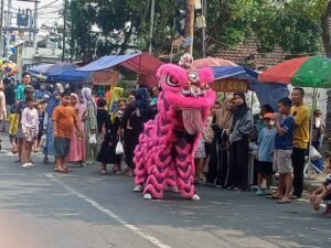 BARONGSAI IKUT MERIAHKAN CAR FREE DAY DI KRIAN