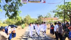 LOMBA GERAK JALAN UMUM DI KECAMATAN GALIS UNTUK MEMERIAHKAN HUT KE-81 KEMERDEKAAN REPUBLIK INDONESIA