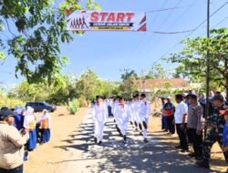 LOMBA GERAK JALAN UMUM DI KECAMATAN GALIS UNTUK MEMERIAHKAN HUT KE-81 KEMERDEKAAN REPUBLIK INDONESIA